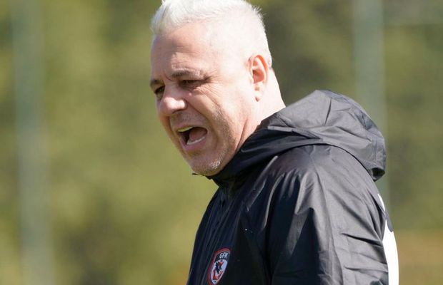 Fotbalistul din Superligă care îl exasperează pe Șumudică: „L-aș amenda mereu, e inconștient”