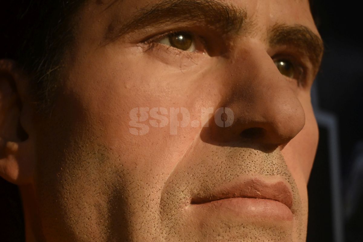 GSP a vizitat Muzeul de Ceară din București » Lucrările stârnesc discuții aprinse: figura lui Țiriac le-a ieșit, dar ce se întâmplă cu Hagi și Halep?!