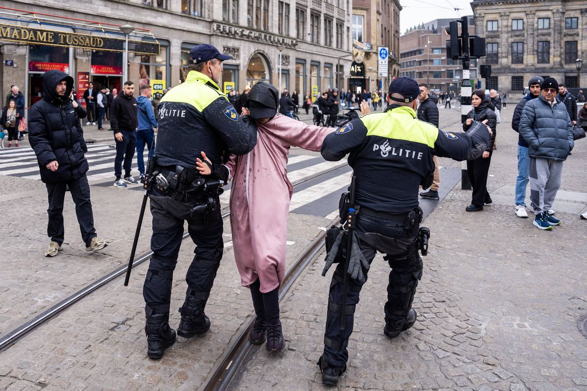 Incidente la Amsterdam cu fanii israelieni