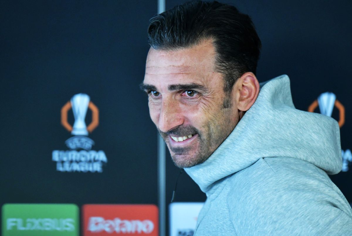 Imediat după FCSB - Midtjylland,  Elias Charalambous le-a răspuns criticilor săi în conferință: „Preotul meu mi-a spus niște lucruri”