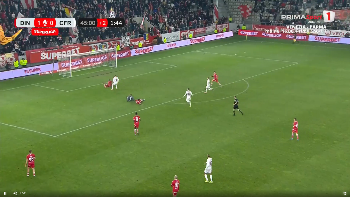 MM Stoica nu s-a abținut, după faza controversată de la Dinamo - CFR Cluj » Îi contrazice pe specialiști