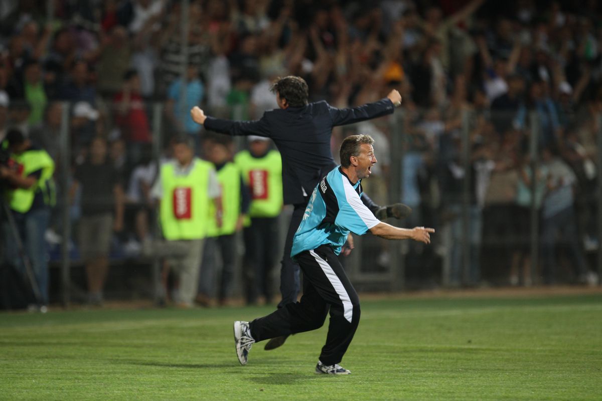 Dan Petrescu de colecție: imagini memorabile de la meciul de titlu din 2009, Urziceni - Dinamo
