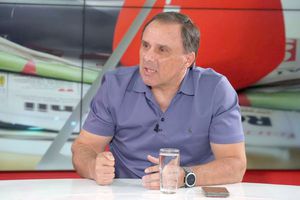 Basarab Panduru i-a făcut primul „11” lui Lucescu și a rămas bulversat de selecție: „Acel jucător nu mai înțelege nimic”