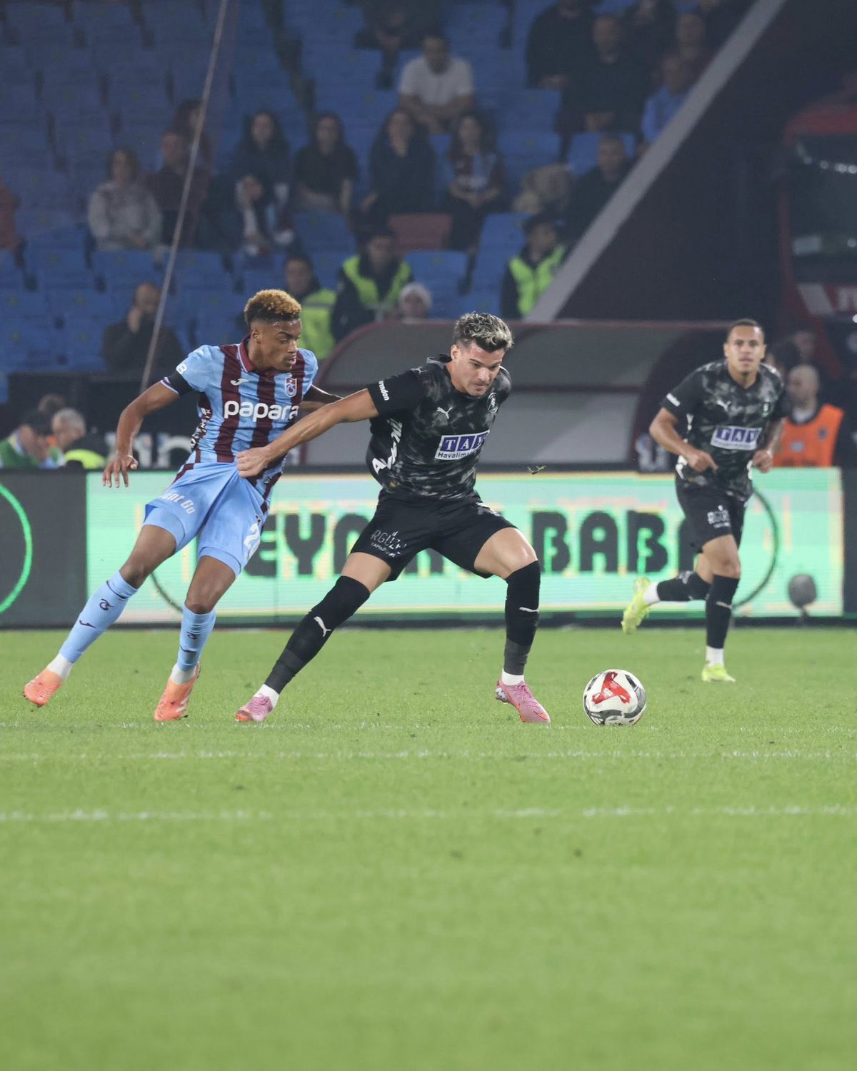 Ianis Hagi, GOL de la 25 de metri! L-a lăsat spectator pe Andre Onana