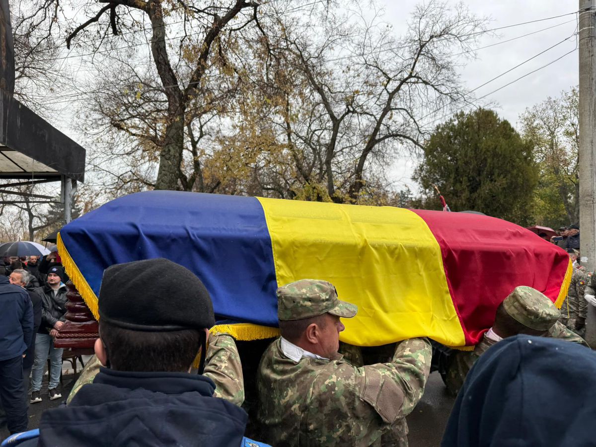 Familia lui Emeric Ienei, la înmormântarea marelui antrenor // foto: Ionuț Iordache (GSP.ro)