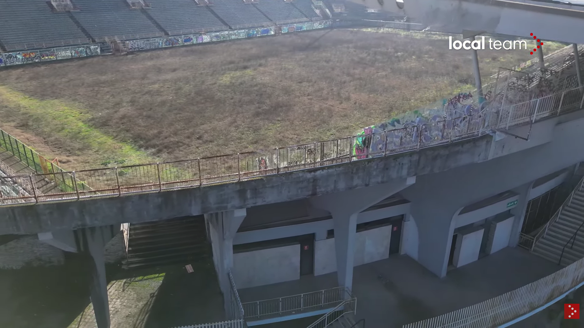 Arena de 25.000 de locuri din centrul orașului strigă după ajutor » Nu s-a mai jucat aici de 3 decenii