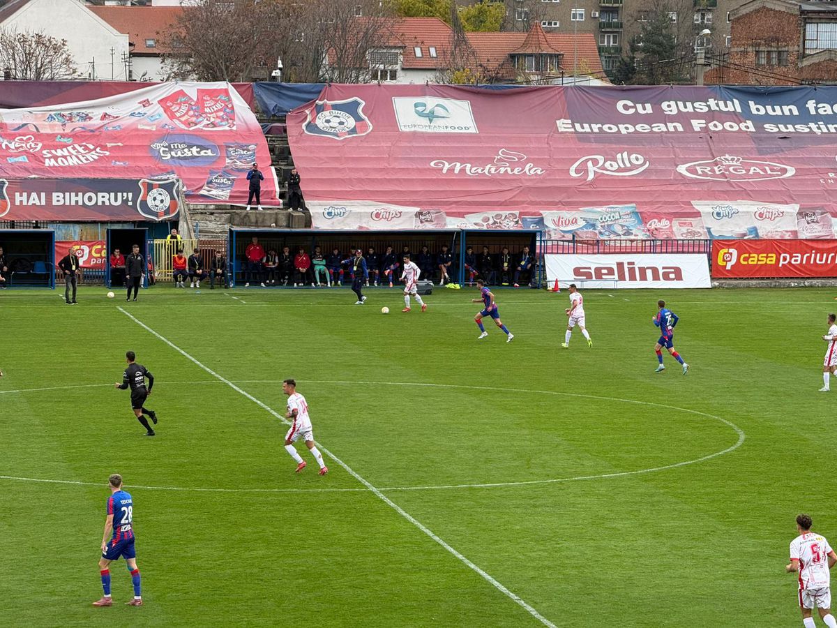 Oradea și-a cinstit legenda » Stadionul a vibrat în memoria lui Emeric Ienei, la meciul Bihorului din Liga 2