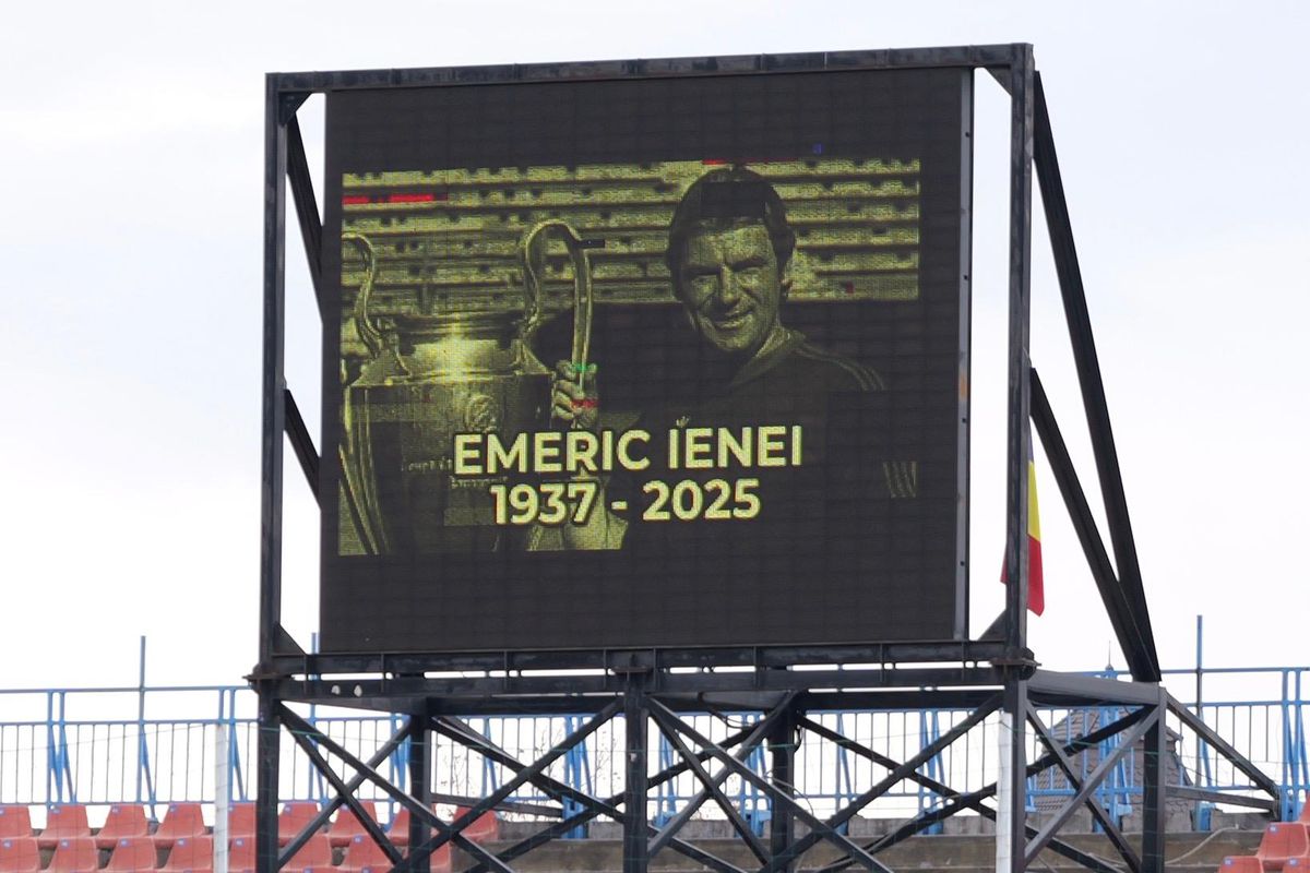Oradea și-a cinstit legenda » Stadionul a vibrat în memoria lui Emeric Ienei, la meciul Bihorului din Liga 2