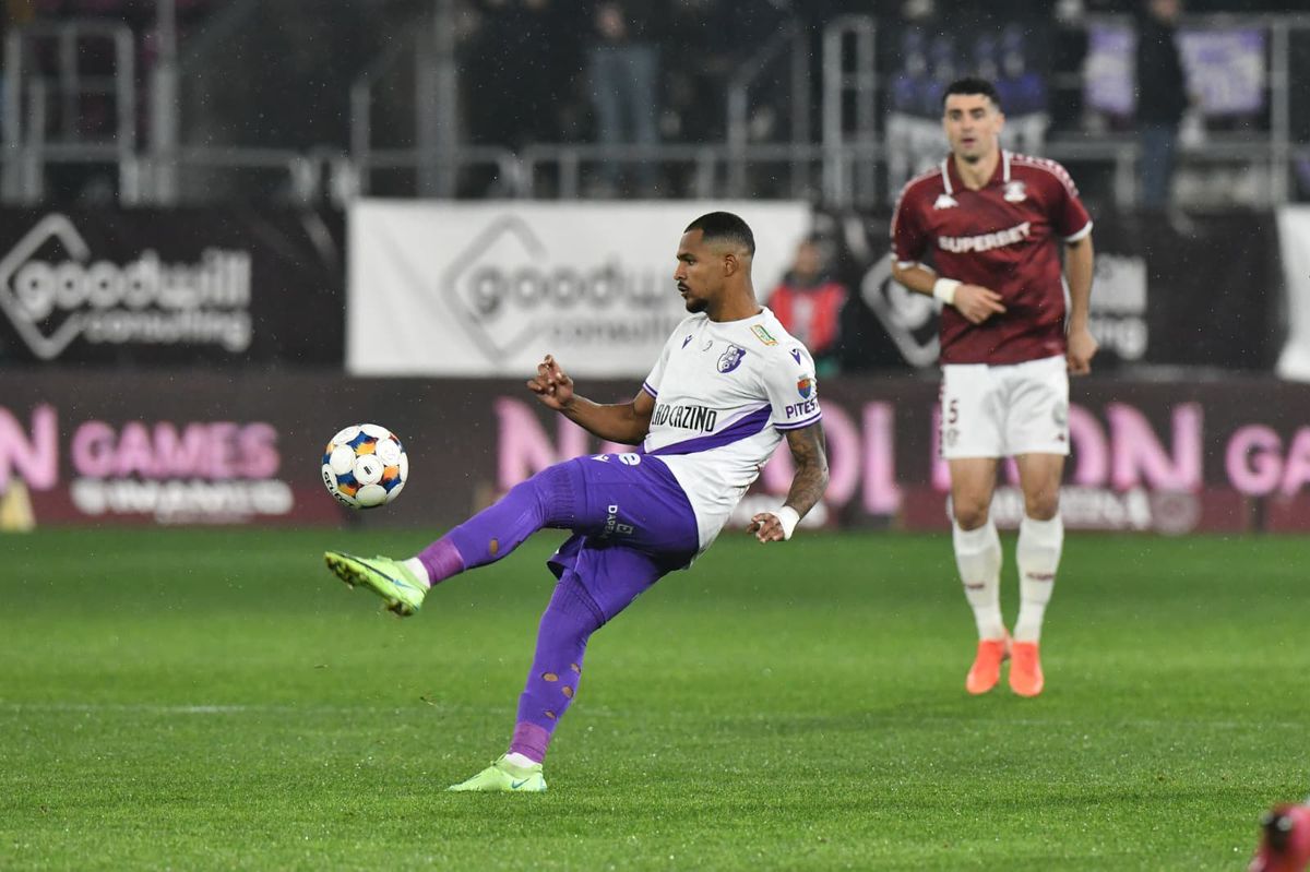 Rapid, lider chirurgical: două șuturi pe poartă, două goluri cu FC Argeș » Giuleștiul petrece: „Cine e pe primul loc?”