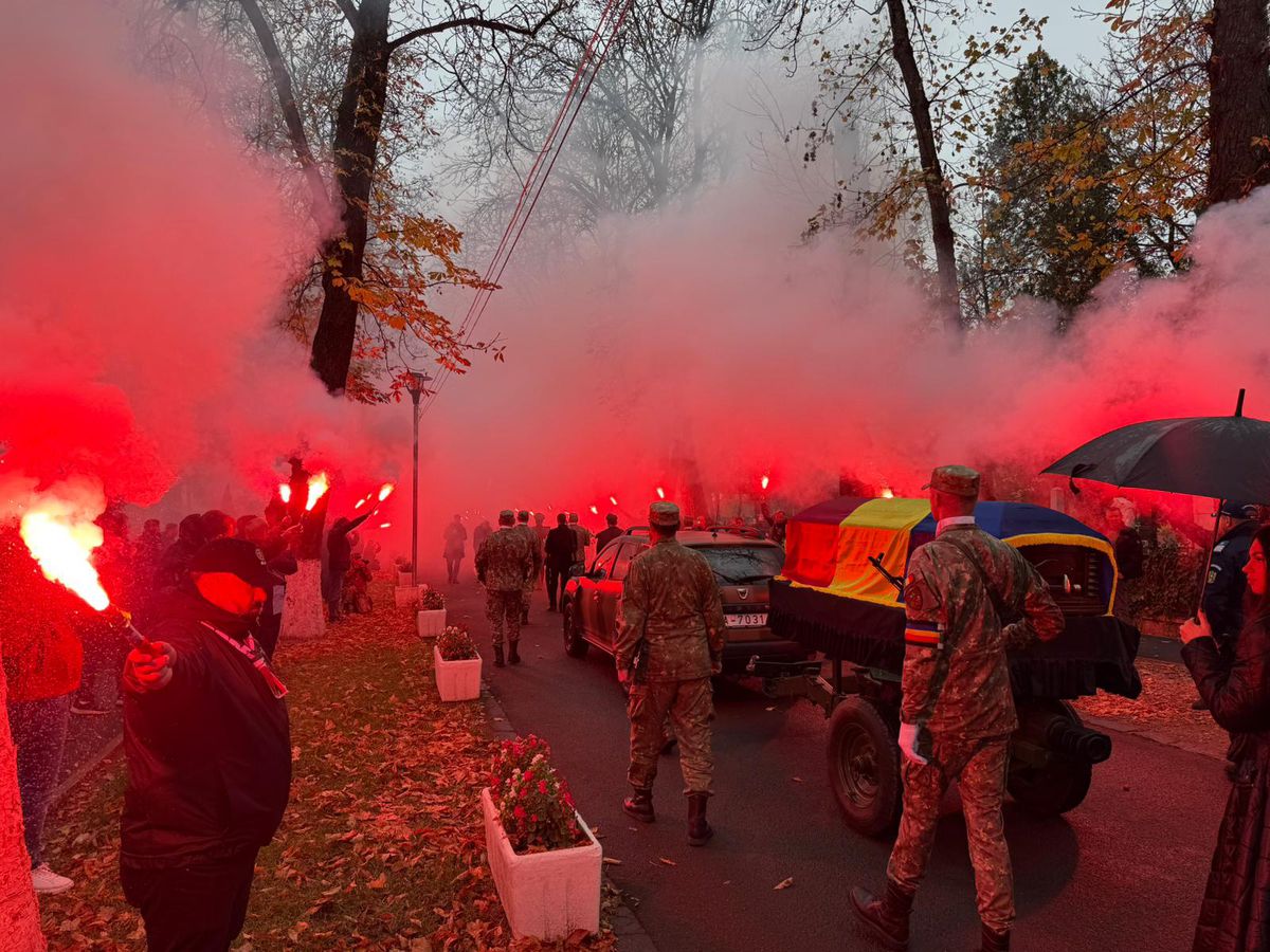 Înmormântare Emeric Ienei