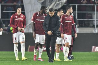 „Cine e pe primul loc? Rapid e!” » Scandarea favorită a fanilor giuleșteni, după victoria cu FC Argeș: ce adversar au aclamat