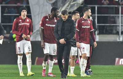 „Cine e pe primul loc? Rapid e!” » Scandarea favorită a fanilor giuleșteni, după victoria cu FC Argeș: ce adversar au aclamat