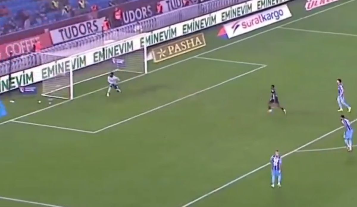 Destin! Ianis Hagi a marcat în Turcia la fix 27 de ani după ce o făcuse tatăl lui