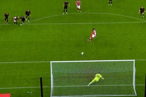 Deschidere de scor în Dinamo - Csikszereda