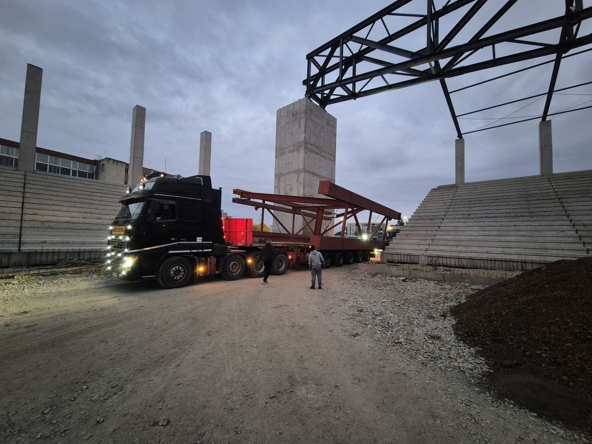 Burleanu a vizitat șantierul noului stadion: „Va fi gata anul viitor”