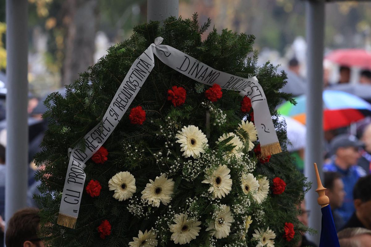 Gino Iorgulescu a trimis cea mai impunătoare coroană de flori la înmormântarea lui Emeric Ienei