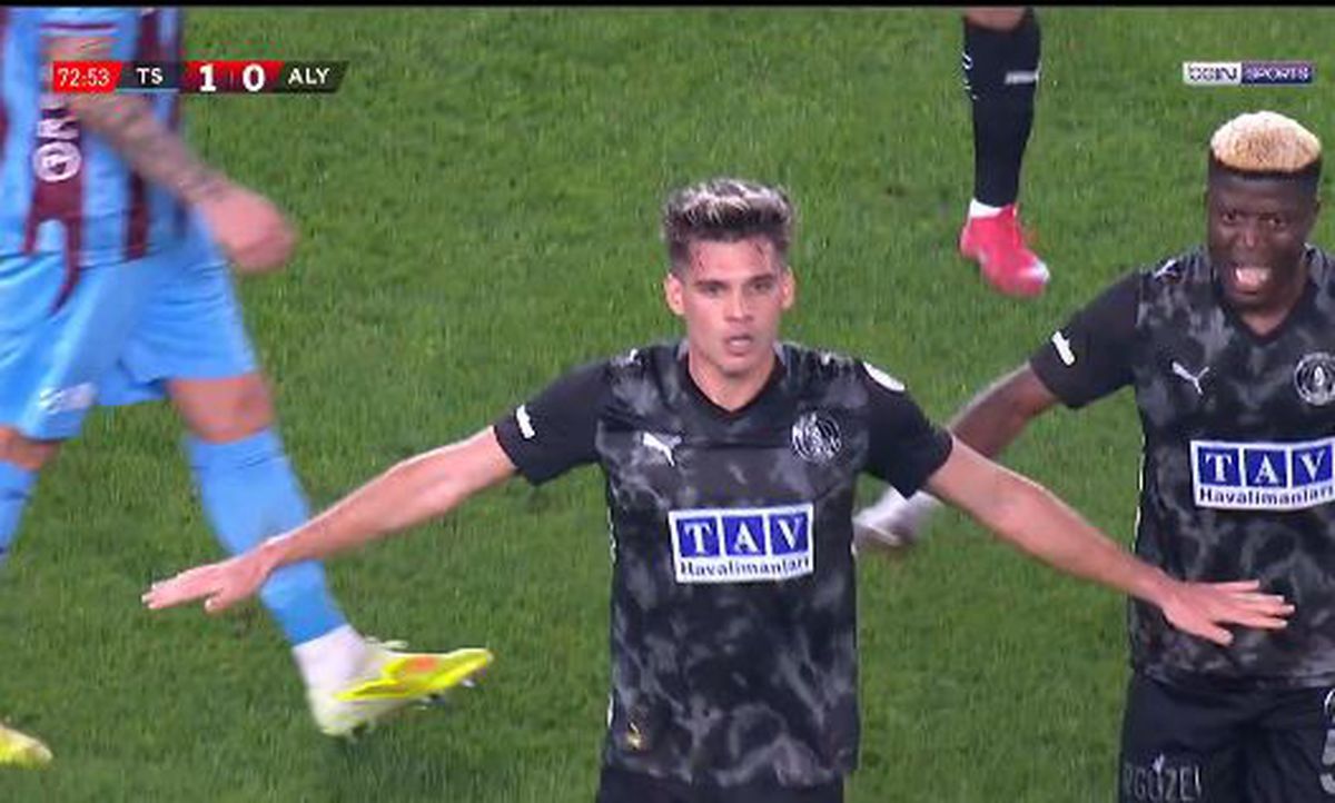 Ianis Hagi, GOL de la 25 de metri! L-a lăsat spectator pe Andre Onana