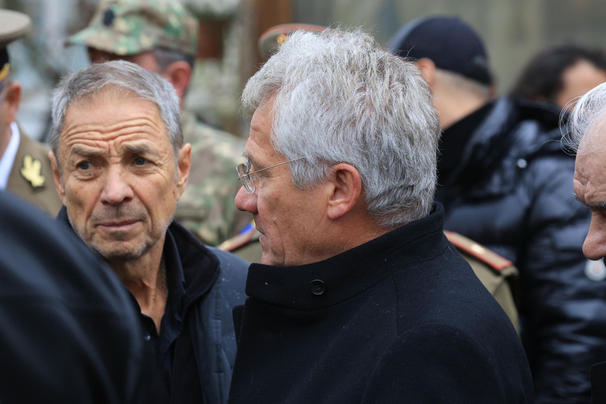 Personalități prezente la înmormântarea lui Emeric Ienei  // FOTO: GSP.ro