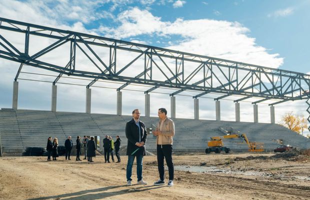 Burleanu a vizitat șantierul noului stadion: „Va fi gata anul viitor”