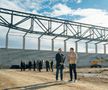 Lucrările la stadionul „Eroii Timișoarei”, arena modernă care se construiește în vestul Timișoarei, avansează cu pași repezi. Acesta a fost vizitat de Răzvan Burleanu, președintele FRF.