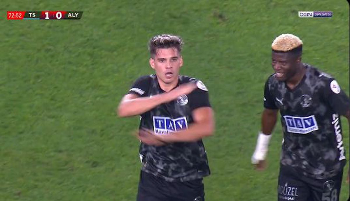 Ianis Hagi, GOL de la 25 de metri! L-a lăsat spectator pe Andre Onana