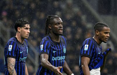 Jucătorul lui Cristi Chivu, jefuit în ziua meciului din Liga Campionilor cu Kairat!