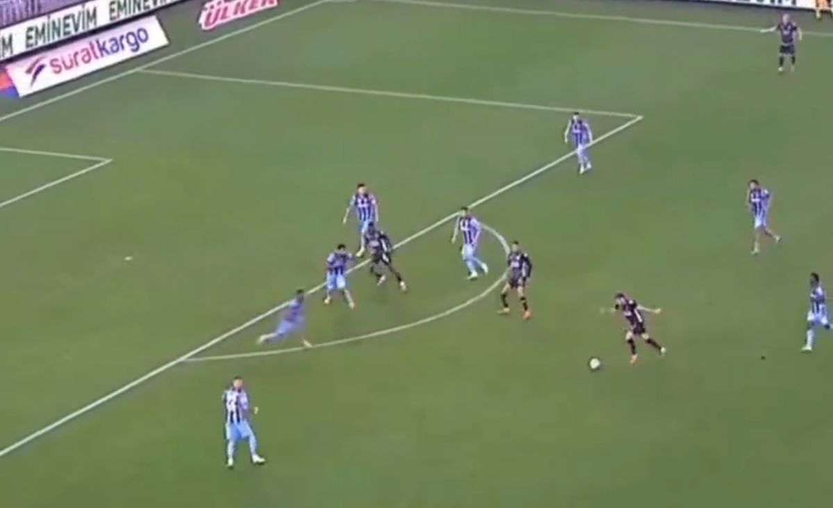 Ianis Hagi, GOL de la 25 de metri! L-a lăsat spectator pe Andre Onana