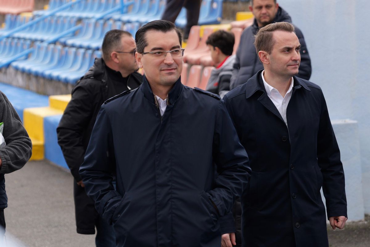 Oradea și-a cinstit legenda » Stadionul a vibrat în memoria lui Emeric Ienei, la meciul Bihorului din Liga 2