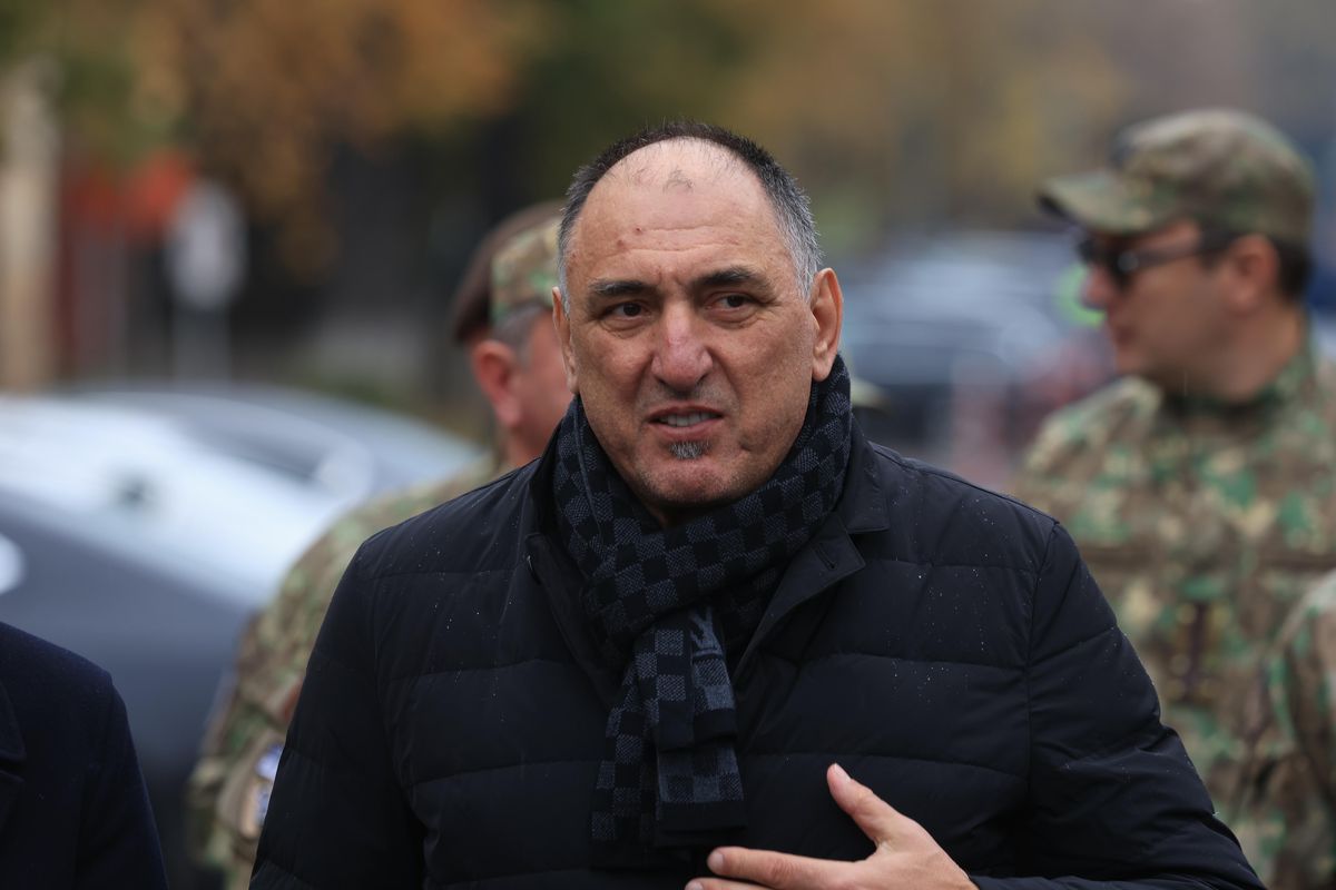 Personalități prezente la înmormântarea lui Emeric Ienei  // FOTO: GSP.ro