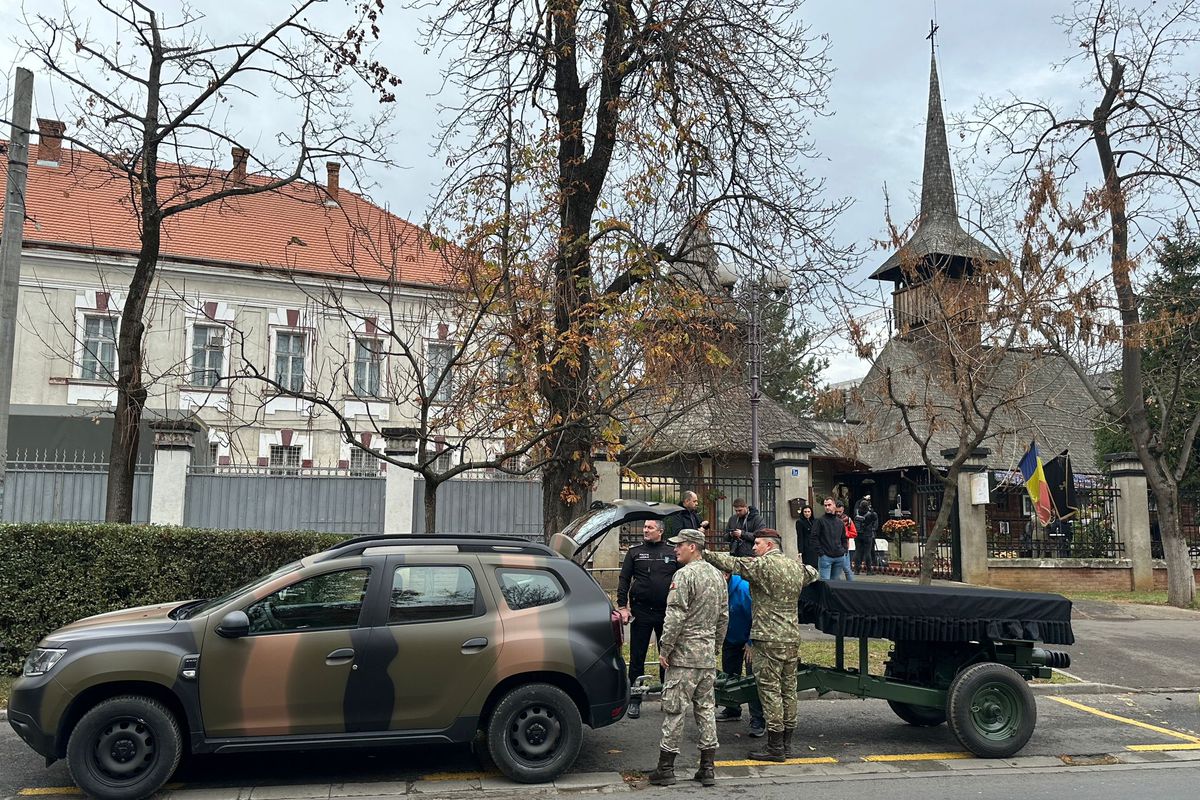 Înmormântare Emeric Ienei