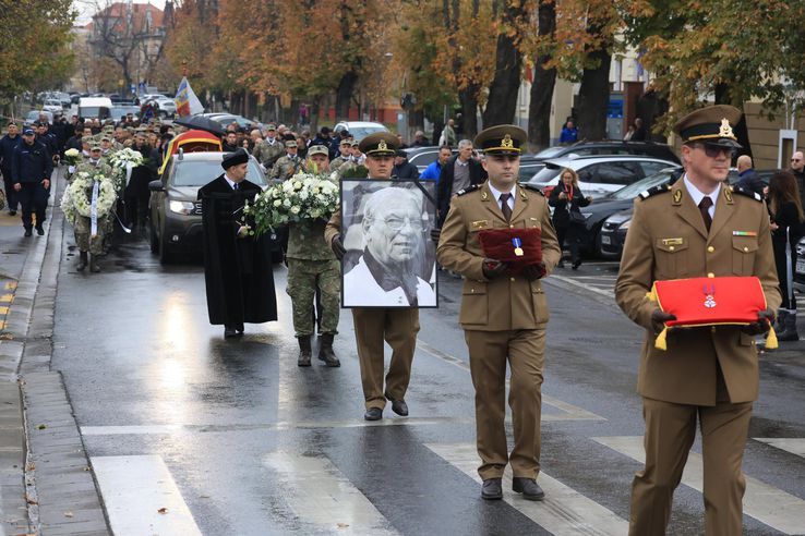 Înmormântare Emeric Ienei. FOTO // (GSP.ro)