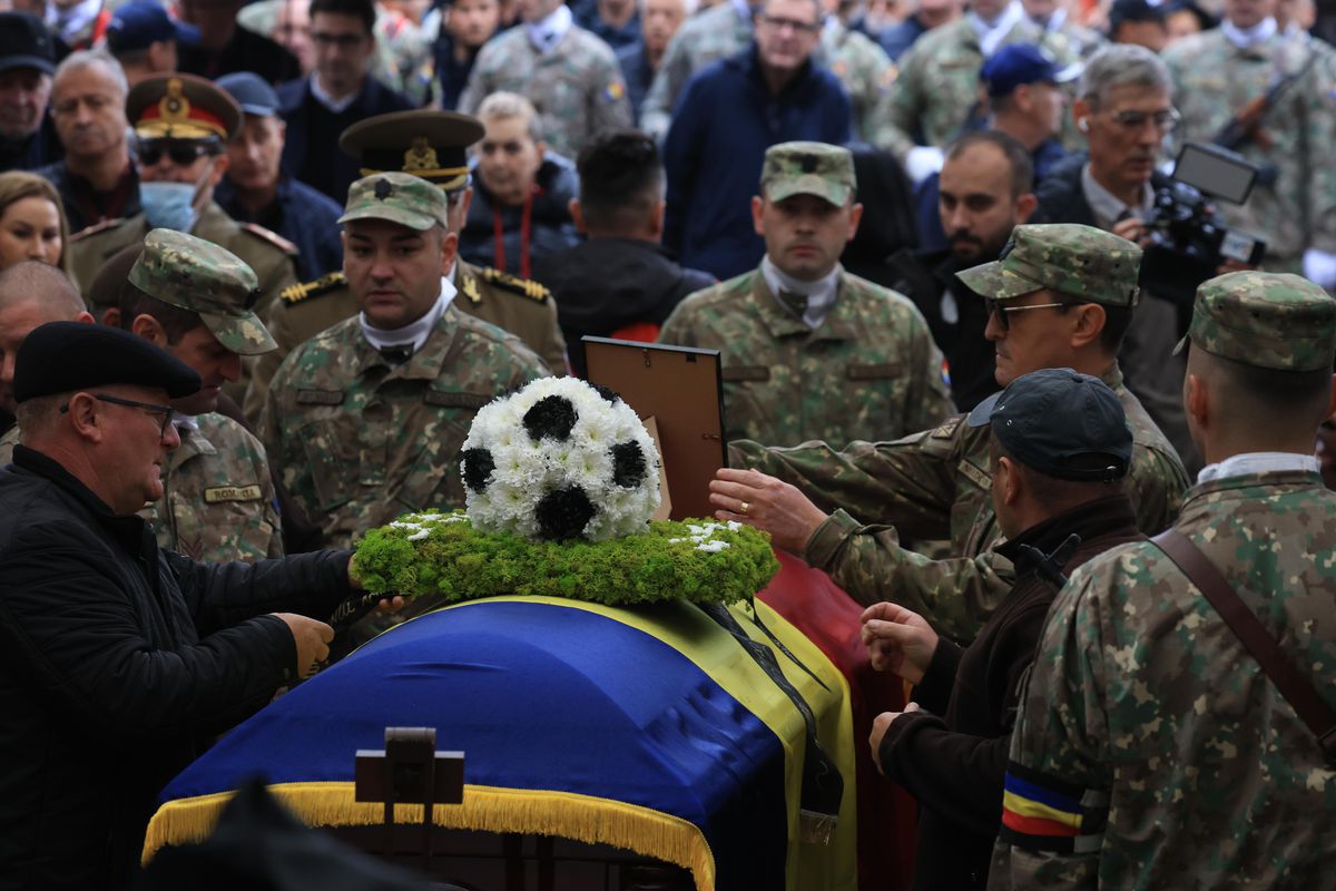 Emeric Ienei a fost înmormântat la Cimitirul „Rulikowski” // foto: GSP.ro