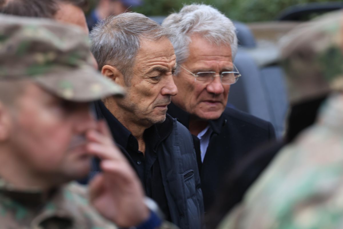 Personalități prezente la înmormântarea lui Emeric Ienei  // FOTO: GSP.ro