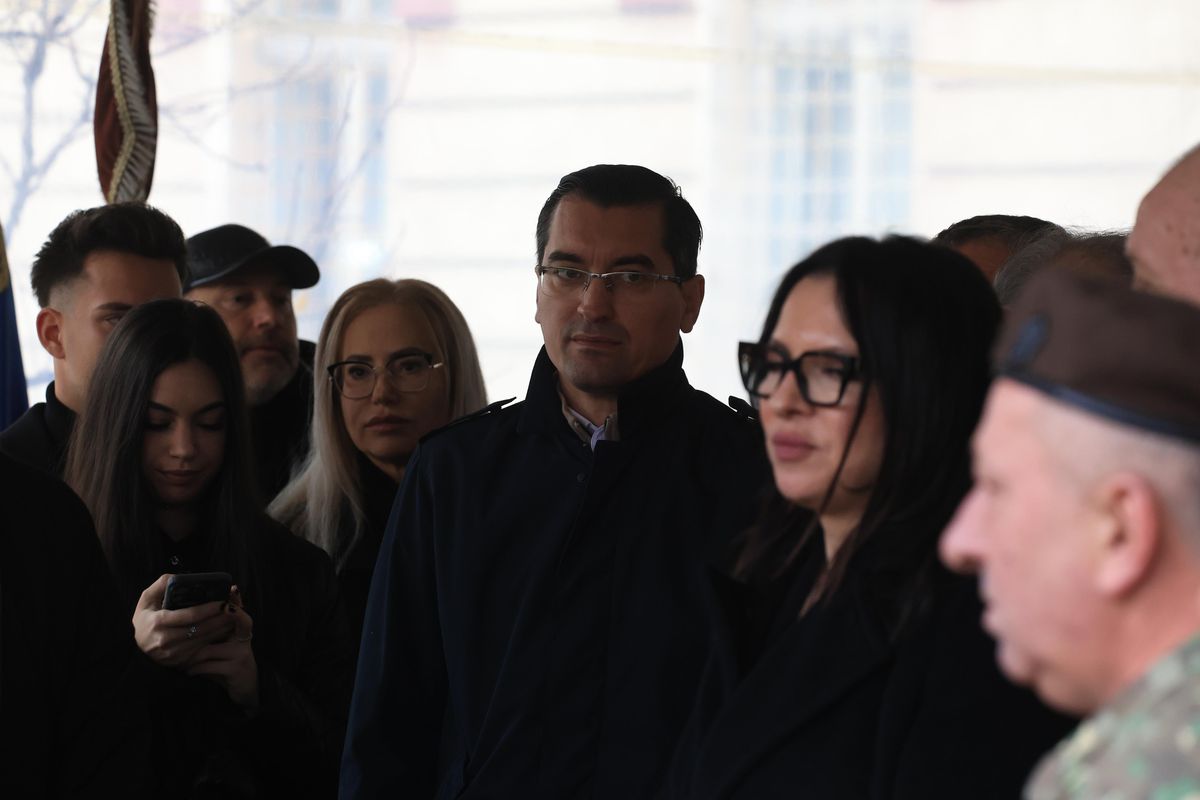 Personalități prezente la înmormântarea lui Emeric Ienei  // FOTO: GSP.ro