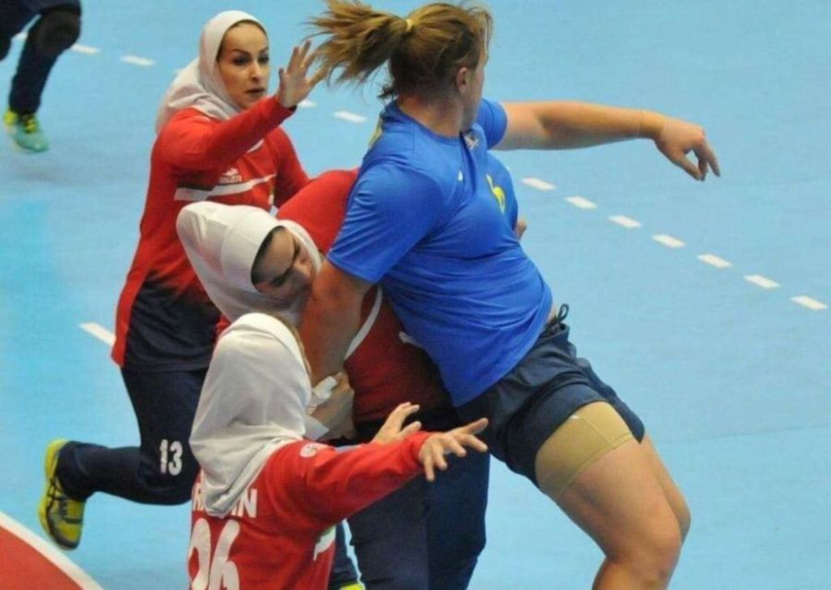 CAMPIONATUL MONDIAL DE HANDBAL // FOTO Hannah Mouncey, prima jucătoare transgender, rupe tăcerea! A dus Australia la Mondial, dar n-a fost convocată: „Antrenoarea mi-a spus că asta va fi varianta oficială”