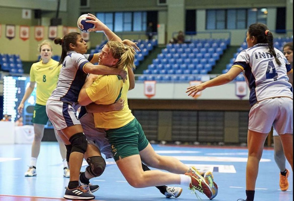 CAMPIONATUL MONDIAL DE HANDBAL // FOTO Hannah Mouncey, prima jucătoare transgender, rupe tăcerea! A dus Australia la Mondial, dar n-a fost convocată: „Antrenoarea mi-a spus că asta va fi varianta oficială”