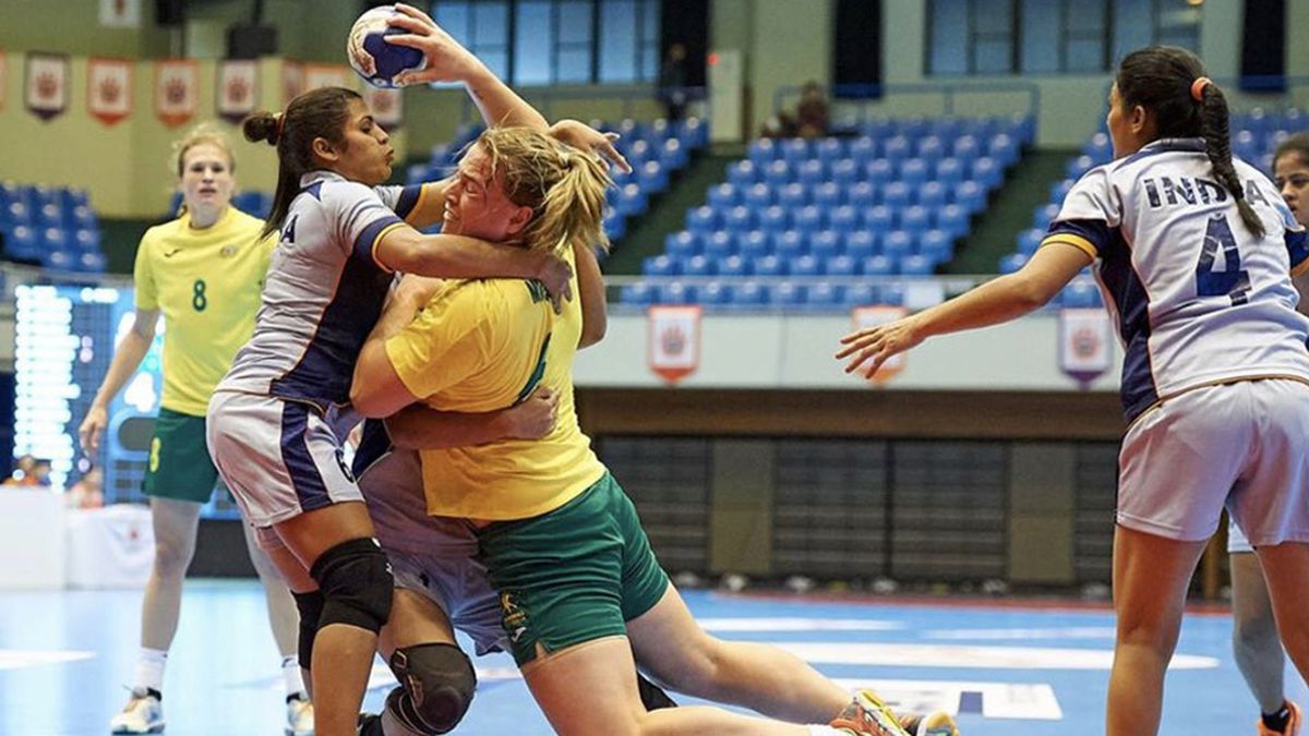 CAMPIONATUL MONDIAL DE HANDBAL // FOTO Hannah Mouncey, prima jucătoare transgender, rupe tăcerea! A dus Australia la Mondial, dar n-a fost convocată: „Antrenoarea mi-a spus că asta va fi varianta oficială”