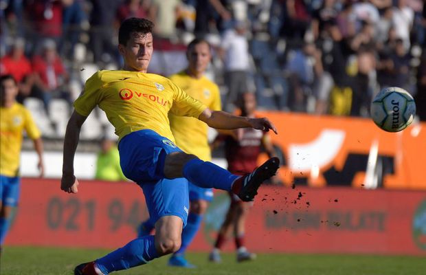 LIGA 2, etapa #21 // UTA a făcut scor cu Petrolul » U Cluj n-a convins nici la Târgu Jiu. Clasamentul actualizat