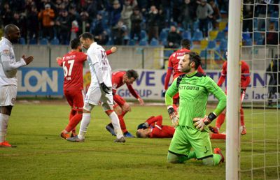 BOTOȘANI - CFR CLUJ 2-1 / FOTO+VIDEO Dan Petrescu a sacrificat campionatul pentru Europa, iar CFR a fost răpusă la Botoșani