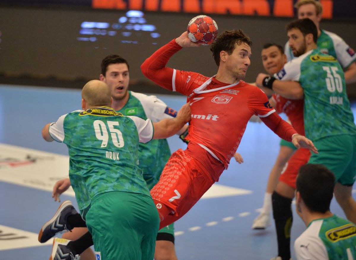 FOTO 3 minute senzaționale pentru Dinamo! A scos un punct mare împotriva liderului din EHF European League