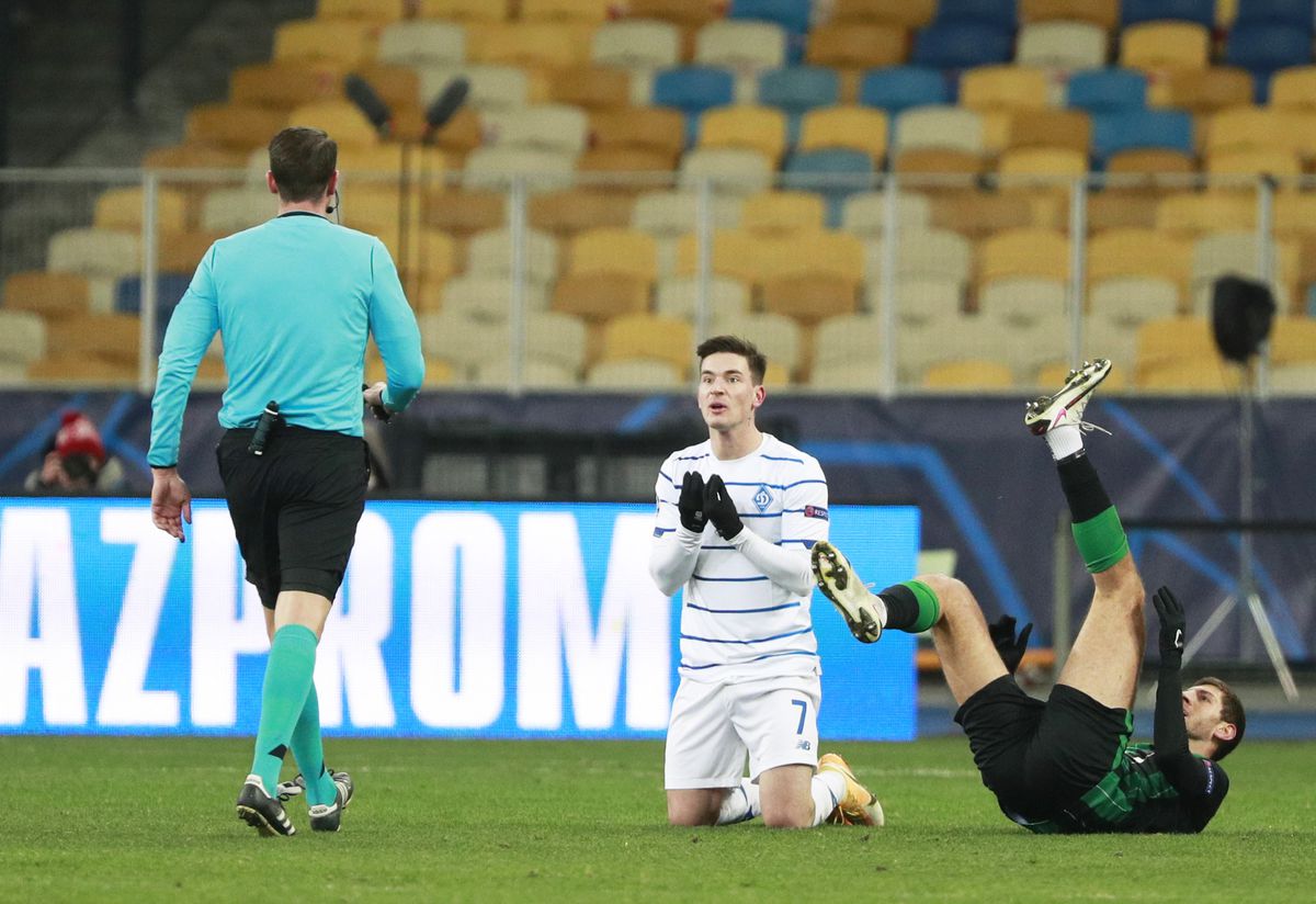 Dinamo Kiev - Ferencvaros 1-0. Mircea Lucescu e în „16-imile” Europa League » Încă o performanță notabilă reușită de „Il Luce” la Kiev