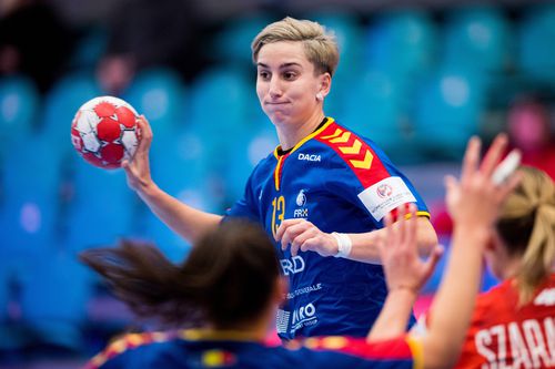 România le va înfrunta în grupa II principală de la Campionatul European de handbal feminin pe Croația, Olanda și Ungaria.