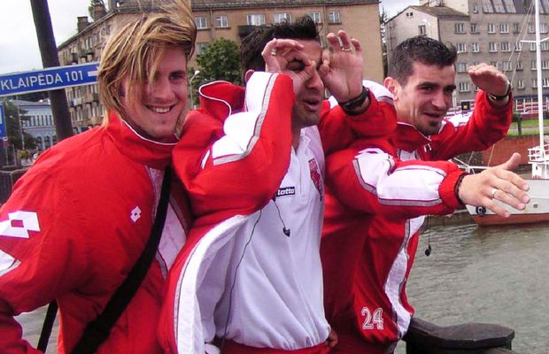 „Mă întristez când mă uit la clasament” » Confesiunea unui străin trecut pe la Dinamo, la 18 ani de la plecarea din România: „Sunt câine până la moarte!”