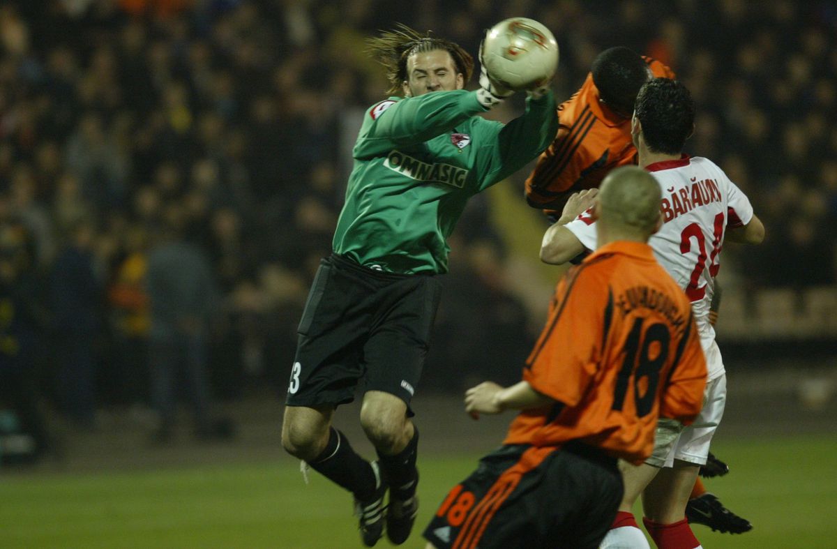 „Imposibil, de neînțeles!” » Fostul portar al lui Dinamo, înfuriat de alegerile selecționerului: „Să renunți la el?”