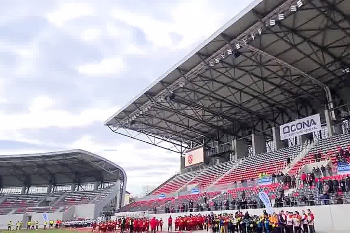 Ziua Porților Deschise la noua arenă din Liga 1 » Burleanu și primarul au tăiat panglica. Primul meci e deja sold-out!