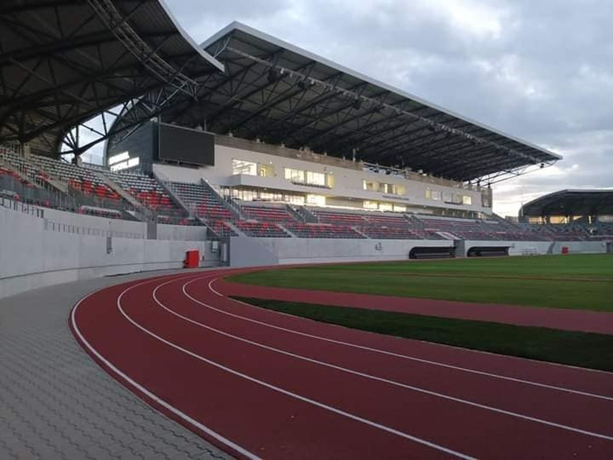 Ziua Porților Deschise la noua arenă din Liga 1 » Burleanu și primarul au tăiat panglica. Primul meci e deja sold-out!