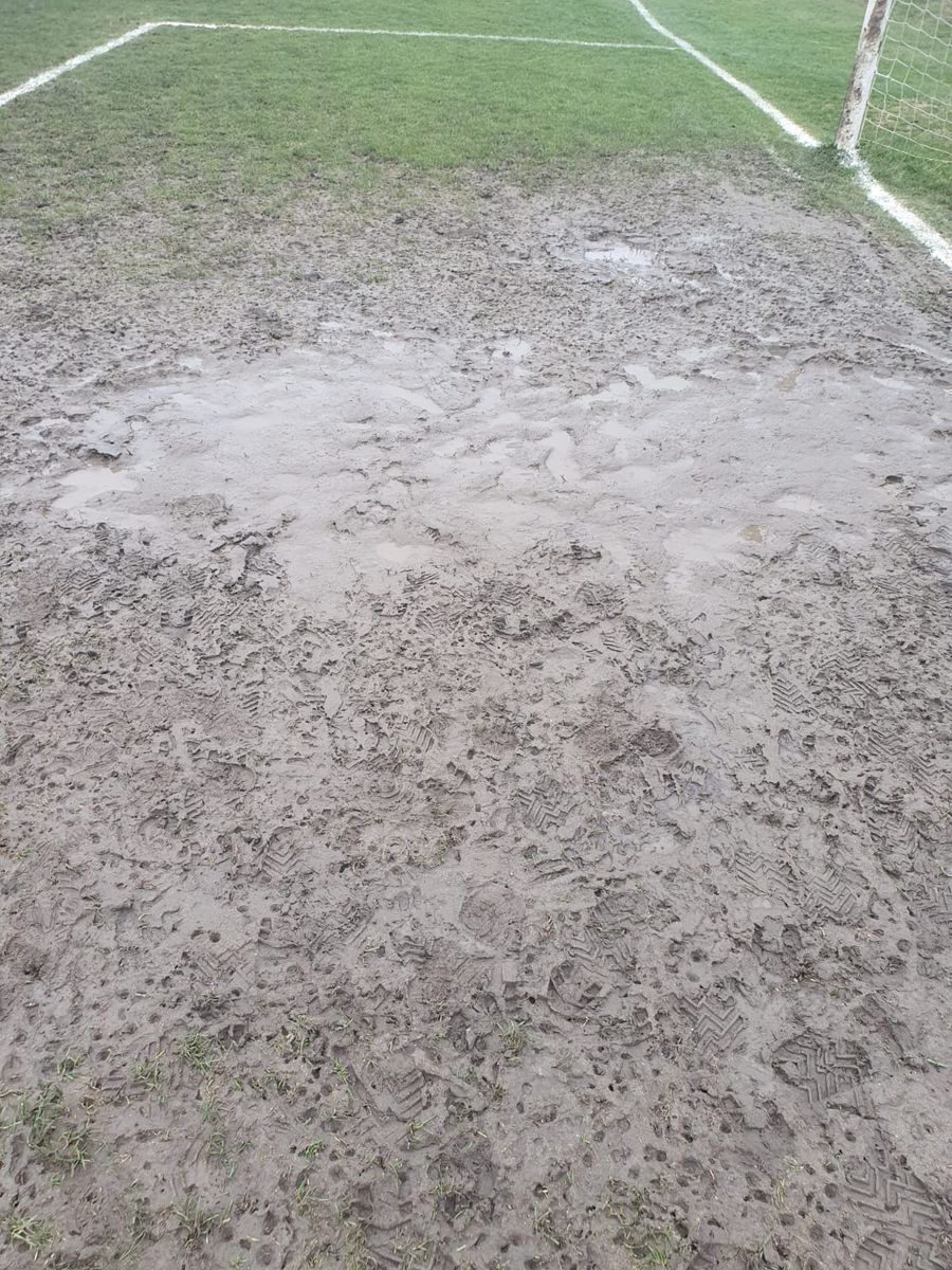 Foto: Facebook @CSC Dumbrăvița Meci din Cupa României, cu două penalty-uri și gol direct din corner, suspectat de aranjament la pariuri: „Cotele pe goluri s-au prăbușit” » Cum explică președintele și antrenorul echipei bătute cu 4-0