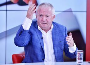 Necalificarea României în Schengen, comentată de Adrian Porumboiu: „O umilință! Vorbim că jucătorii noștri sunt proști, dar politicienii sunt și mai proști!”