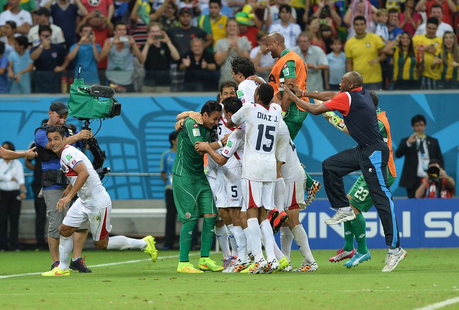 Costa Rica a impresionat în grupa de la Mondialul din 2014, după ce le-a învins pe Italia şi pe Uruguay şi a remizat cu Anglia. Foto: Imago Images Turneul final din Qatar a respectat în „optimi” tradiția ultimilor 20 de ani