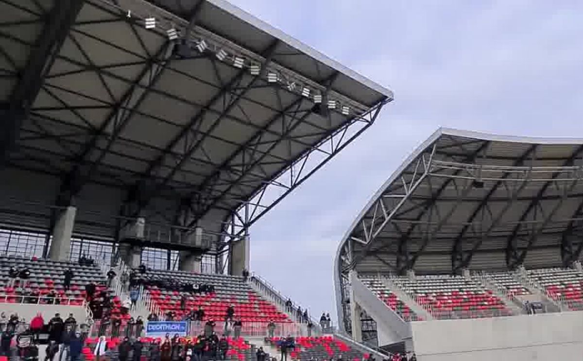 Ziua Porților Deschise la noua arenă din Liga 1 » Burleanu și primarul au tăiat panglica. Primul meci e deja sold-out!